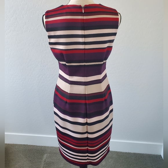 Calvin Klein Dress Size 6 - Picture 4 of 5